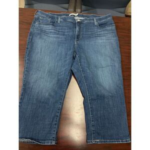Levi’s 311 Shaping Skinny Capri Size 24W